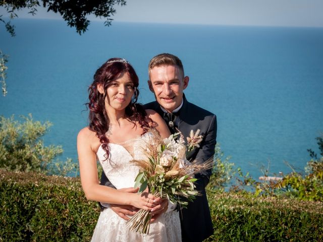 Il matrimonio di Daniele Sablone e Karina Khimich  a Torino di Sangro, Chieti 11