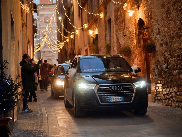 Il matrimonio di Simone e Elisa a Spello, Perugia 28