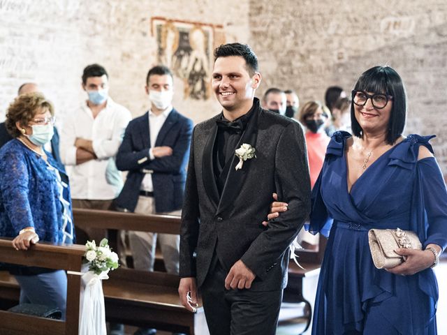 Il matrimonio di Manuel e Erika a Volta Mantovana, Mantova 27