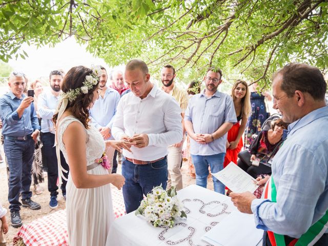 Il matrimonio di Alberto e Eleonora a Godrano, Palermo 32