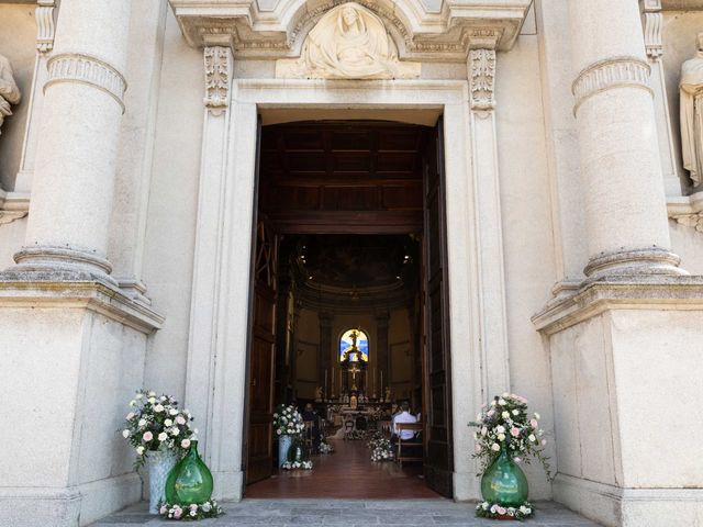 Il matrimonio di Stefano e Sara a Imbersago, Lecco 25