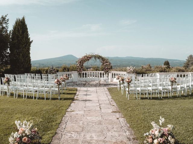 Il matrimonio di Nicolae e Beatrice a Bassano Romano, Viterbo 30