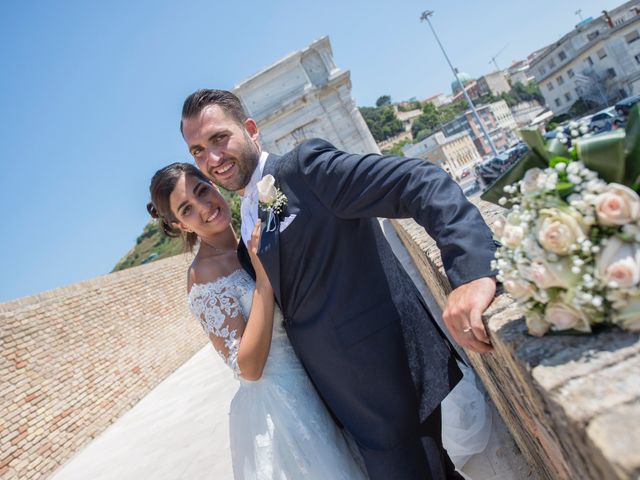 Il matrimonio di Mirko e Francesca a Ancona, Ancona 21