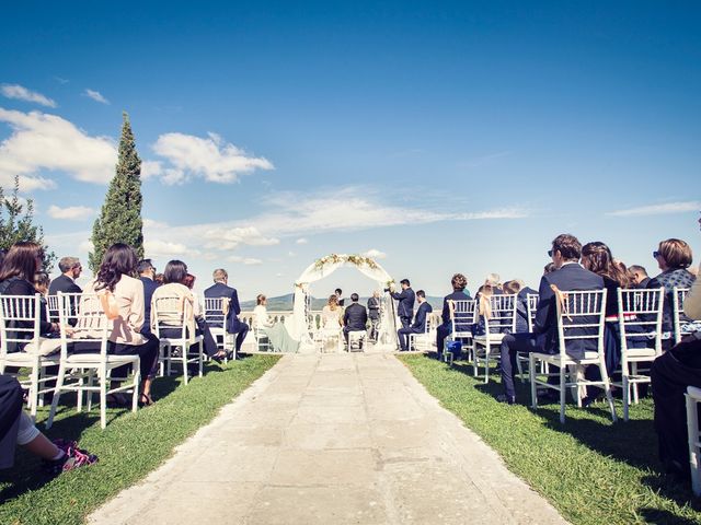 Il matrimonio di Andrea e Consuelo a Bassano Romano, Viterbo 30