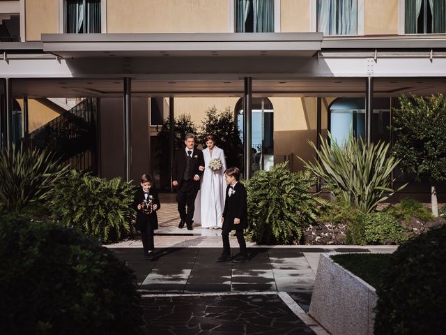 Il matrimonio di Luigi e Daniela a Vico Equense, Napoli 28