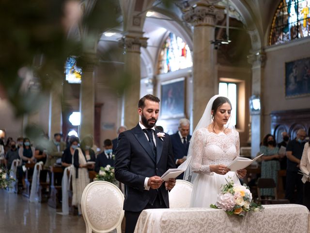 Il matrimonio di Luca e Silvia a Varese, Varese 17