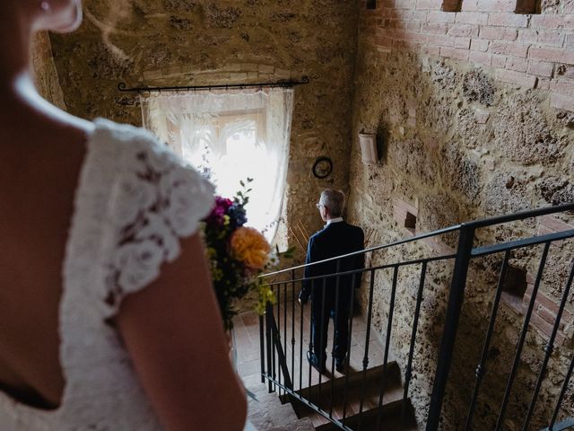 Il matrimonio di Valentina e Luca a Chiusdino, Siena 28