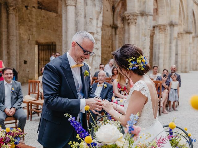 Il matrimonio di Valentina e Luca a Chiusdino, Siena 61