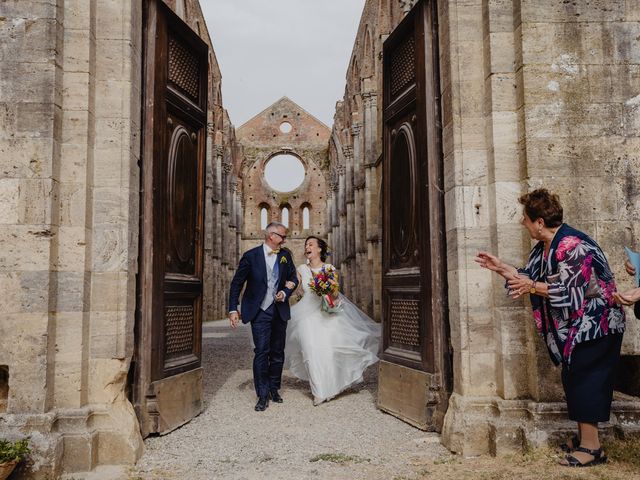 Il matrimonio di Valentina e Luca a Chiusdino, Siena 69