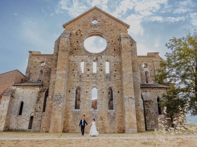 Il matrimonio di Valentina e Luca a Chiusdino, Siena 79