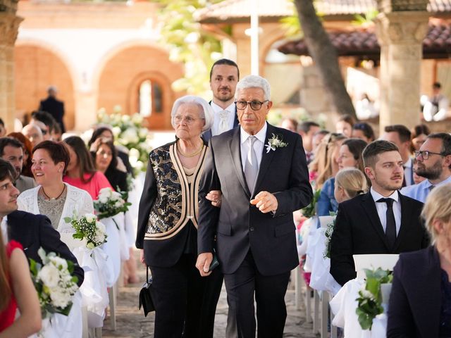 Il matrimonio di Joana e Gabriele a Francavilla Fontana, Brindisi 86