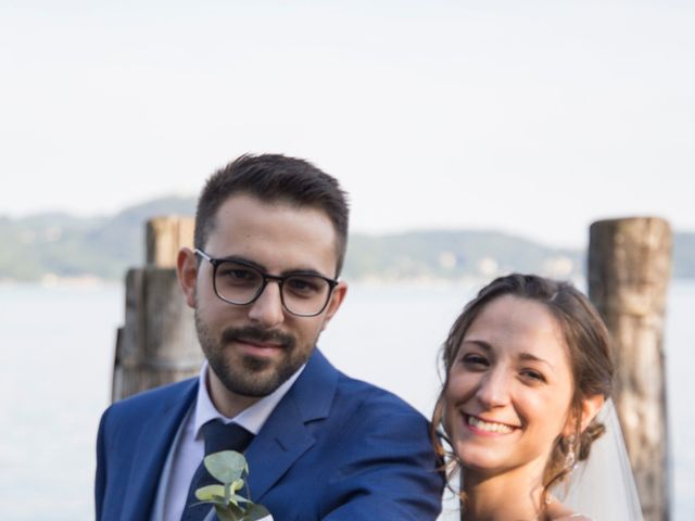 Il matrimonio di Matteo e Erika a Pettenasco, Novara 20