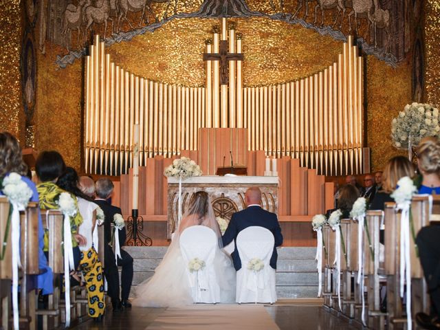 Il matrimonio di Federico e Valeria a Muggiò, Monza e Brianza 16