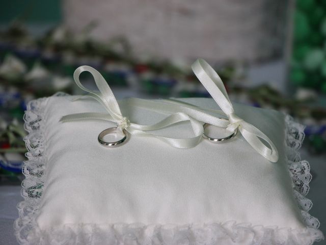 Il matrimonio di Lucio e Laura a Oglianico, Torino 18
