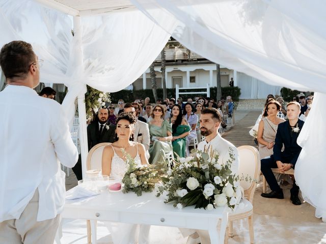 Il matrimonio di Luca e Rossella a Vieste, Foggia 35