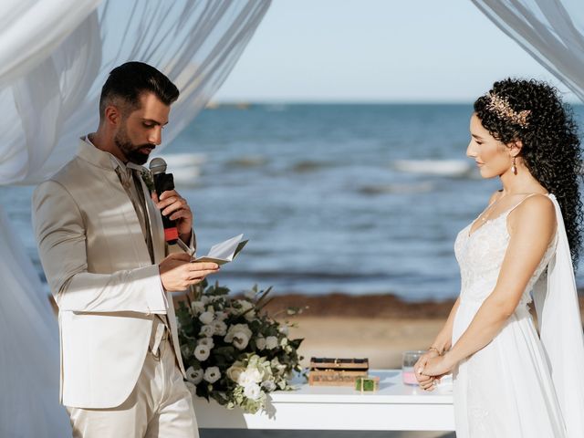 Il matrimonio di Luca e Rossella a Vieste, Foggia 37