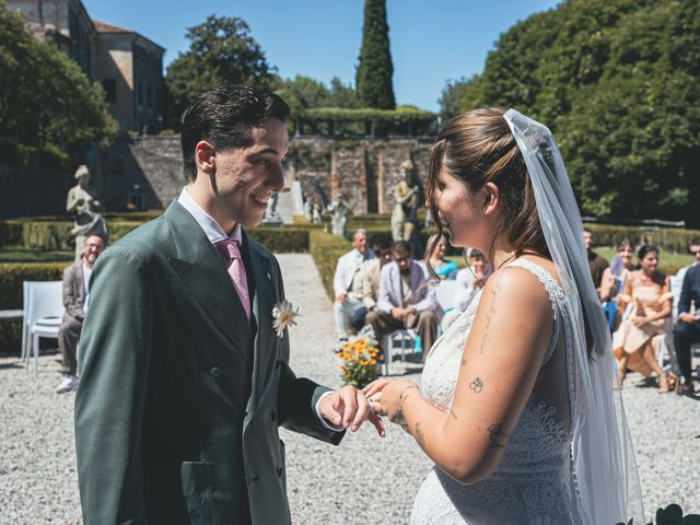 Il matrimonio di Lorenzo e Carolina a Volta Mantovana, Mantova 18
