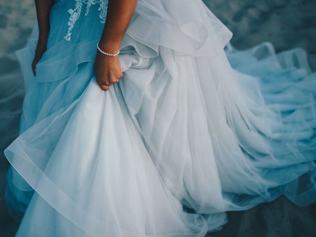 Il matrimonio di Pietro e Elisa a Viareggio, Lucca 26