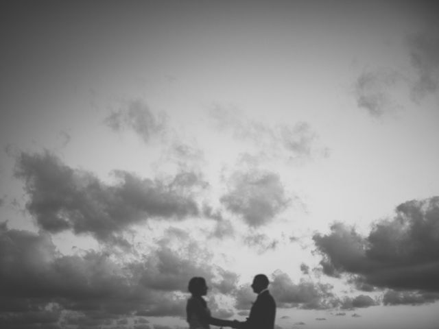 Il matrimonio di Pietro e Elisa a Viareggio, Lucca 41