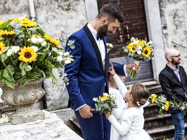 Il matrimonio di Davide e Sonia a Lonato del Garda, Brescia 23