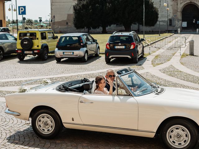 Il matrimonio di Antonio e Martina a Cusago, Milano 12