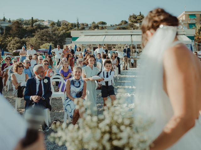 Il matrimonio di Tommaso e Alice a Finale Ligure, Savona 43