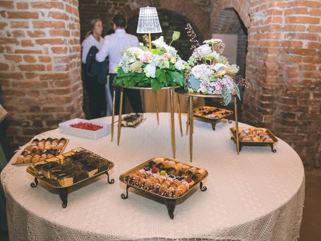 Il matrimonio di Roberto e Claudia a Chignolo Po, Pavia 287