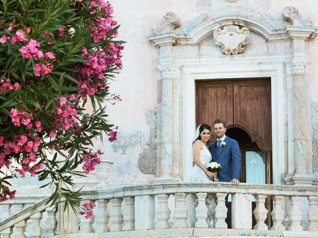 Il matrimonio di James e Donatella a Taormina, Messina 12