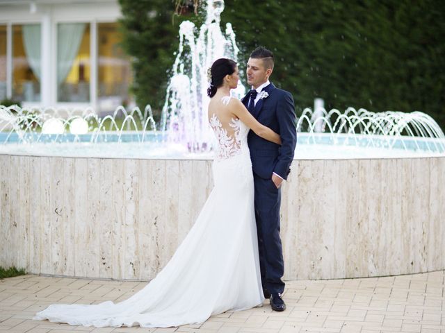 Il matrimonio di Natale e Rosella a Capaccio Paestum, Salerno 15