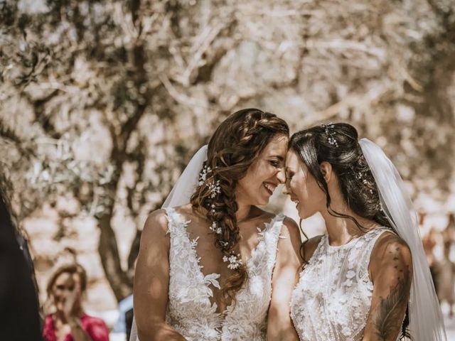 Il matrimonio di Daniela e Valentina  a Torre Santa Susanna, Brindisi 11