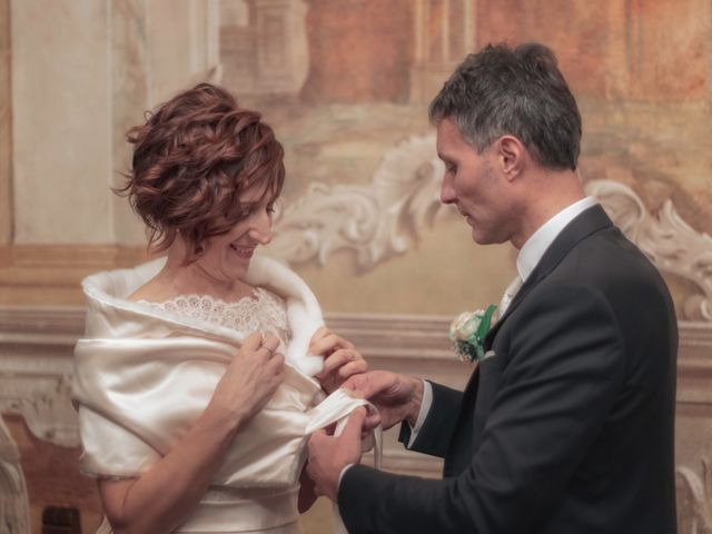 Il matrimonio di Riccardo e Alessandra a Roncoferraro, Mantova 6