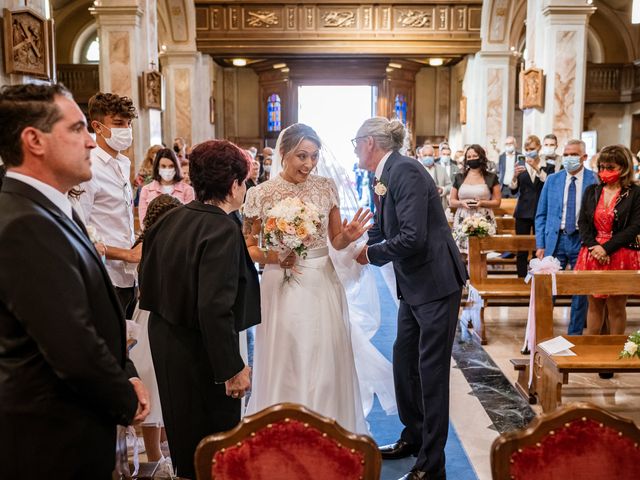 Il matrimonio di Marco e Valeria a Lomagna, Lecco 27