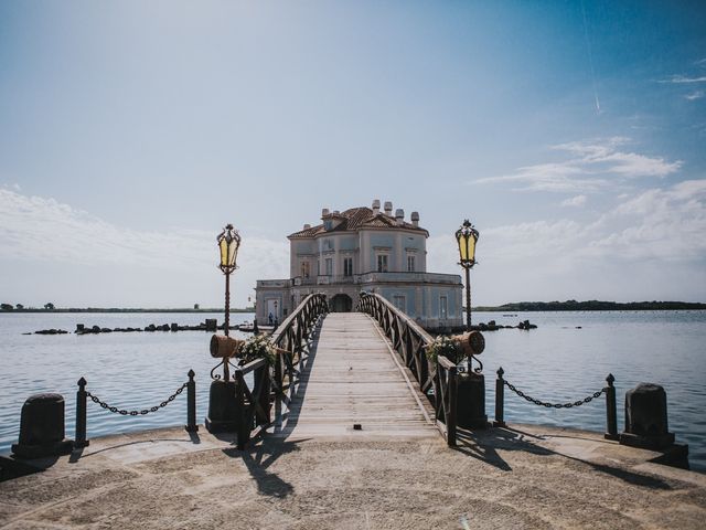 Il matrimonio di Armando e Silvia a Napoli, Napoli 19