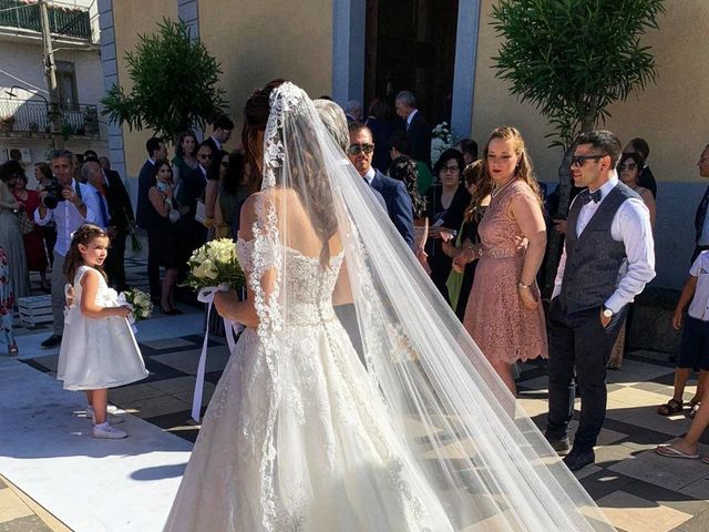 Il matrimonio di Daniele e Valentina a Roccafiorita, Messina 2