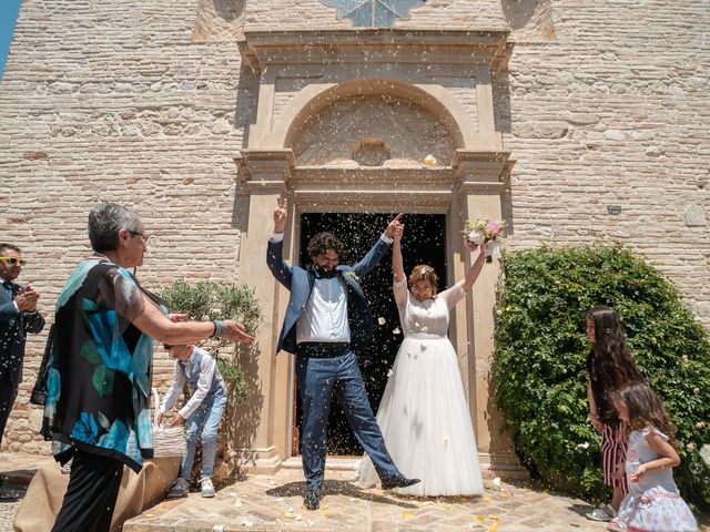 Il matrimonio di Mattia e Francesca a Mosciano Sant&apos;Angelo, Teramo 16