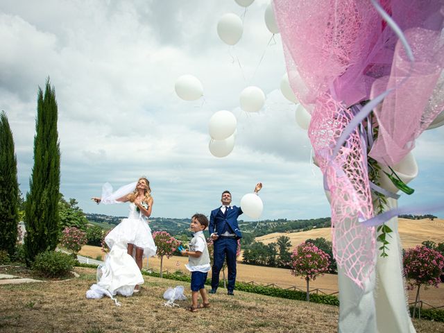 Il matrimonio di Zalina e Eliseo a Ripe, Ancona 12