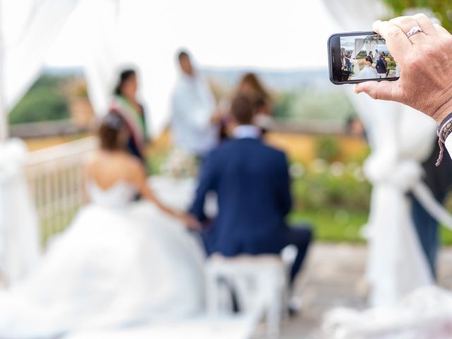 Il matrimonio di Simone e Irene a Montespertoli, Firenze 27