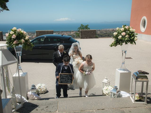 Il matrimonio di Annetta e Valerio a Torre del Greco, Napoli 13