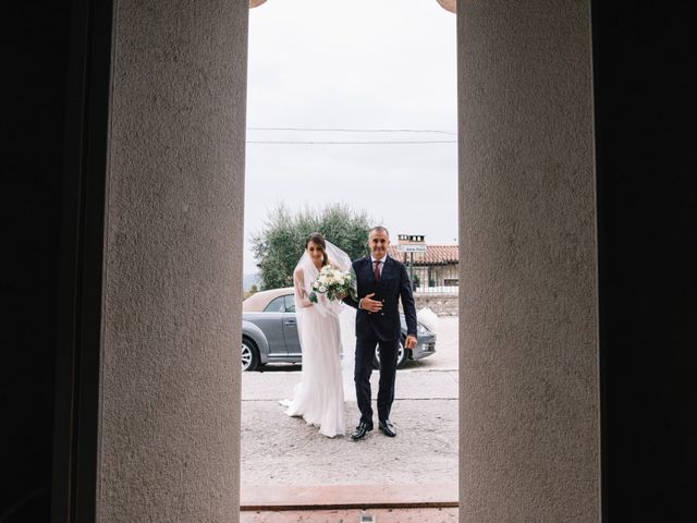Il matrimonio di Francesco e Rachele a Sant&apos;Ambrogio di Valpolicella, Verona 23