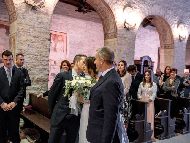 Il matrimonio di Francesco e Rachele a Sant&apos;Ambrogio di Valpolicella, Verona 24