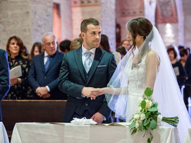 Il matrimonio di Francesco e Rachele a Sant&apos;Ambrogio di Valpolicella, Verona 28