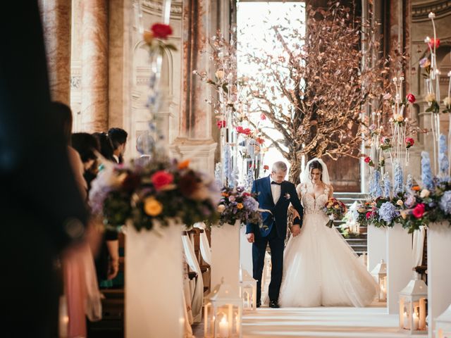 Il matrimonio di Davide e Silvia a Lovere, Bergamo 25