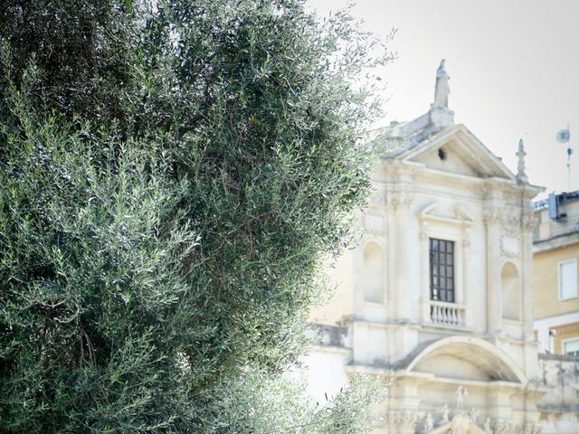 Il matrimonio di Pierluigi e Iris a Lecce, Lecce 5