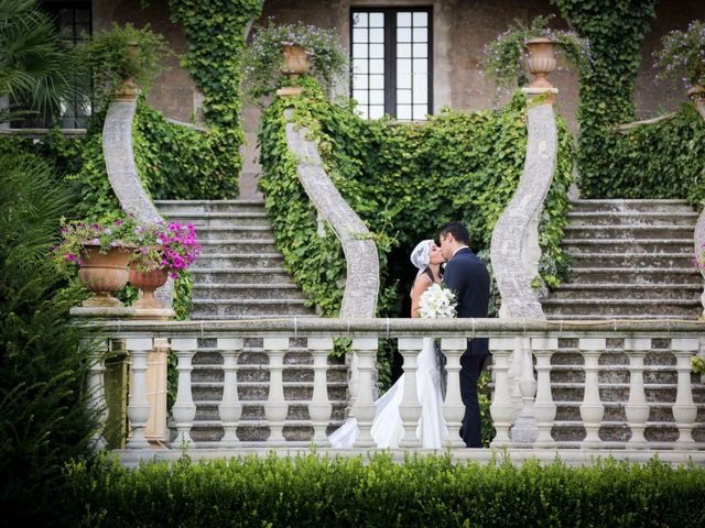 Il matrimonio di Pierluigi e Iris a Lecce, Lecce 8