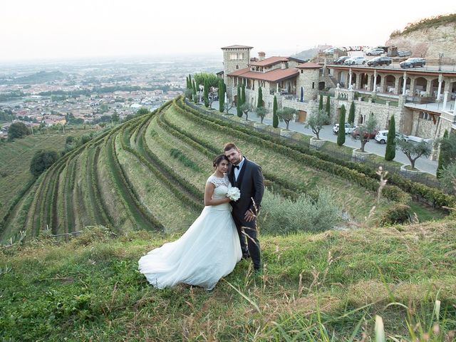 Il matrimonio di Emanuele e Elena a Borgosatollo, Brescia 187