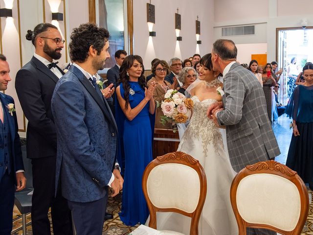 Il matrimonio di Alessia e Marco a Porto Sant&apos;Elpidio, Fermo 32