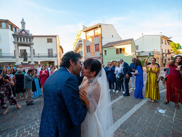 Il matrimonio di Alessia e Marco a Porto Sant&apos;Elpidio, Fermo 63