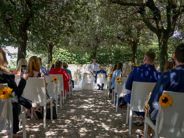 Il matrimonio di Alessandra e Gabriele a Canzano, Teramo 19