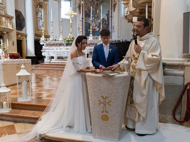 Il matrimonio di Andrea e Sara a Lonato del Garda, Brescia 7