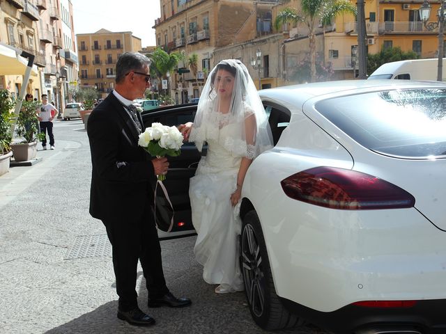 Il matrimonio di Alfonso e Elisa a Porto Empedocle, Agrigento 28